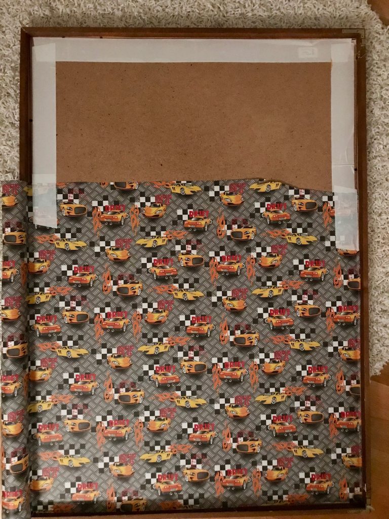 Murmelbahn aus Klorollen selber machen - Upcyclingidee für Kinderspielzeug