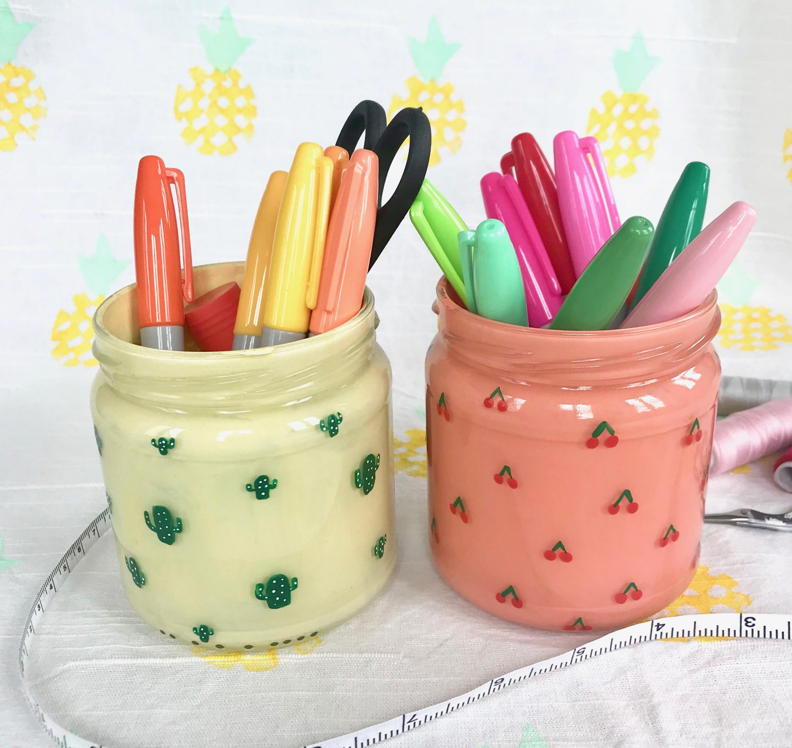 DIY Stiftehalter selbermachen, Kaktus, Kirschen, Ananas, Melone