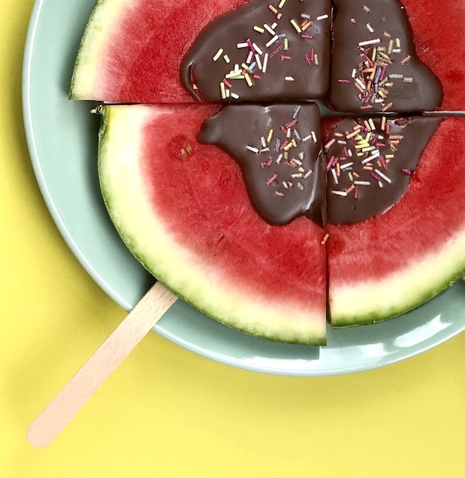 Schneller Partysnack fuer Sommerparty selber machen, Melone am Stiel