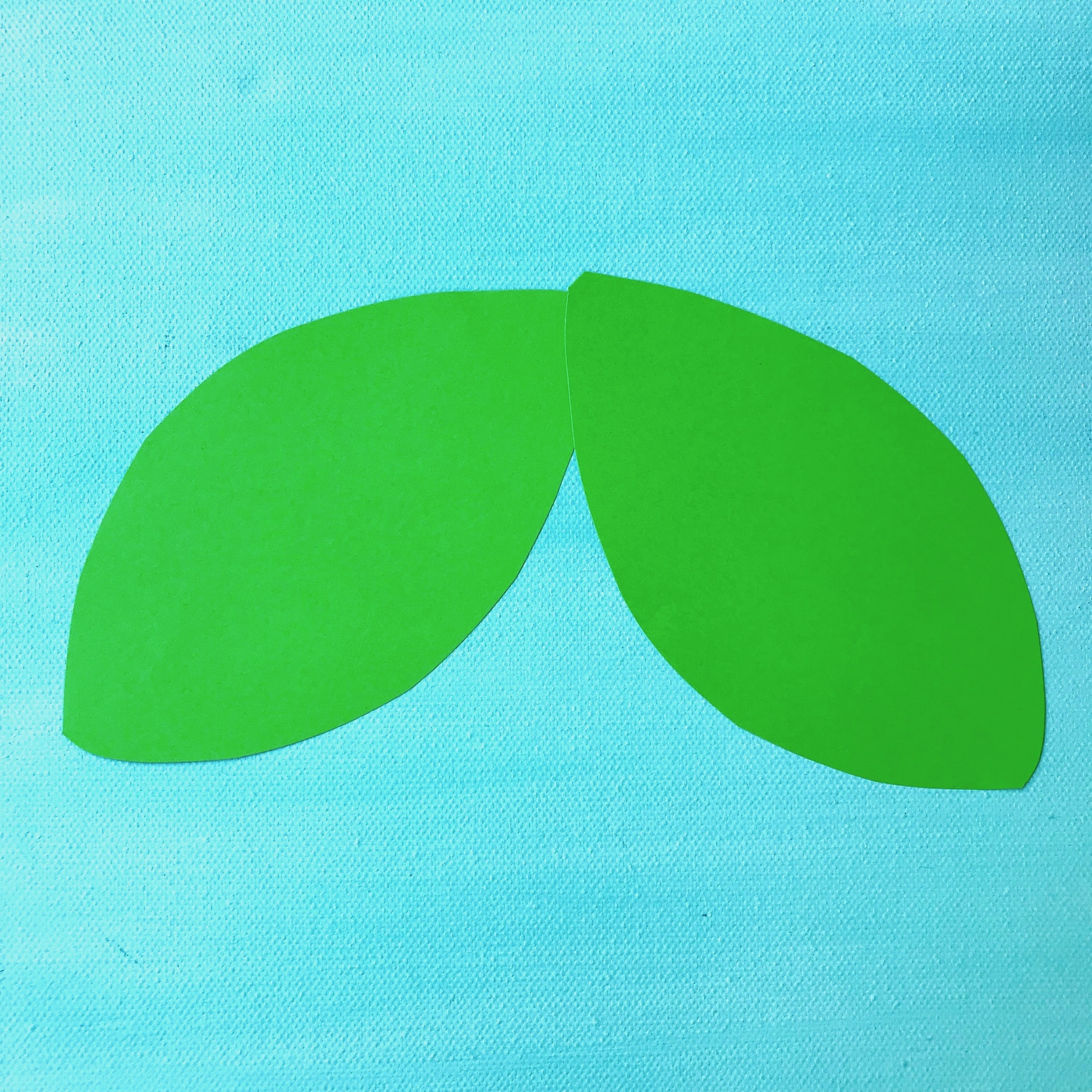 pinata-blaetter-ausschneiden