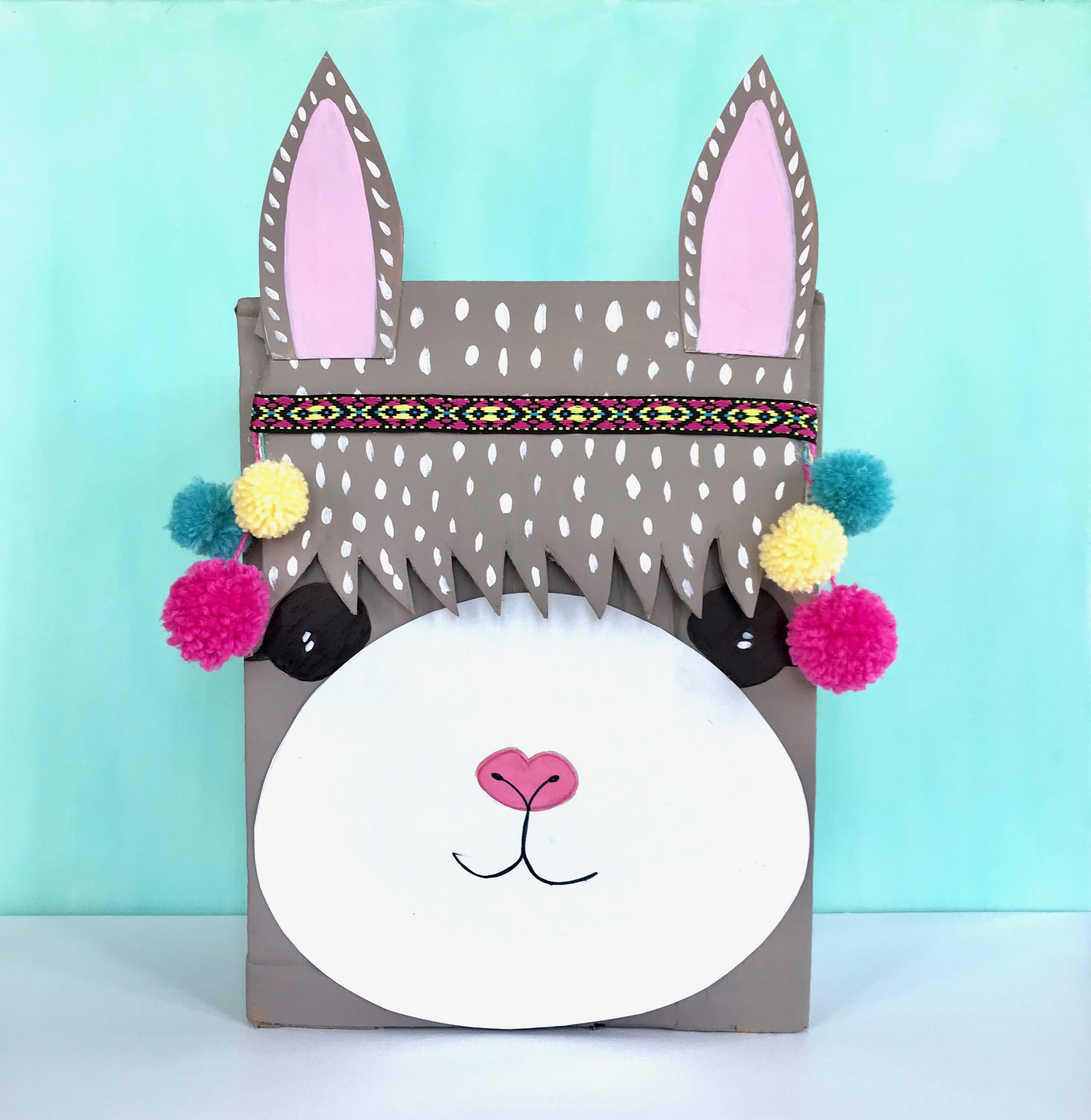 alpaka-rucksack-basteln-diy-karton-pappe-upcycling-recycling-kinder