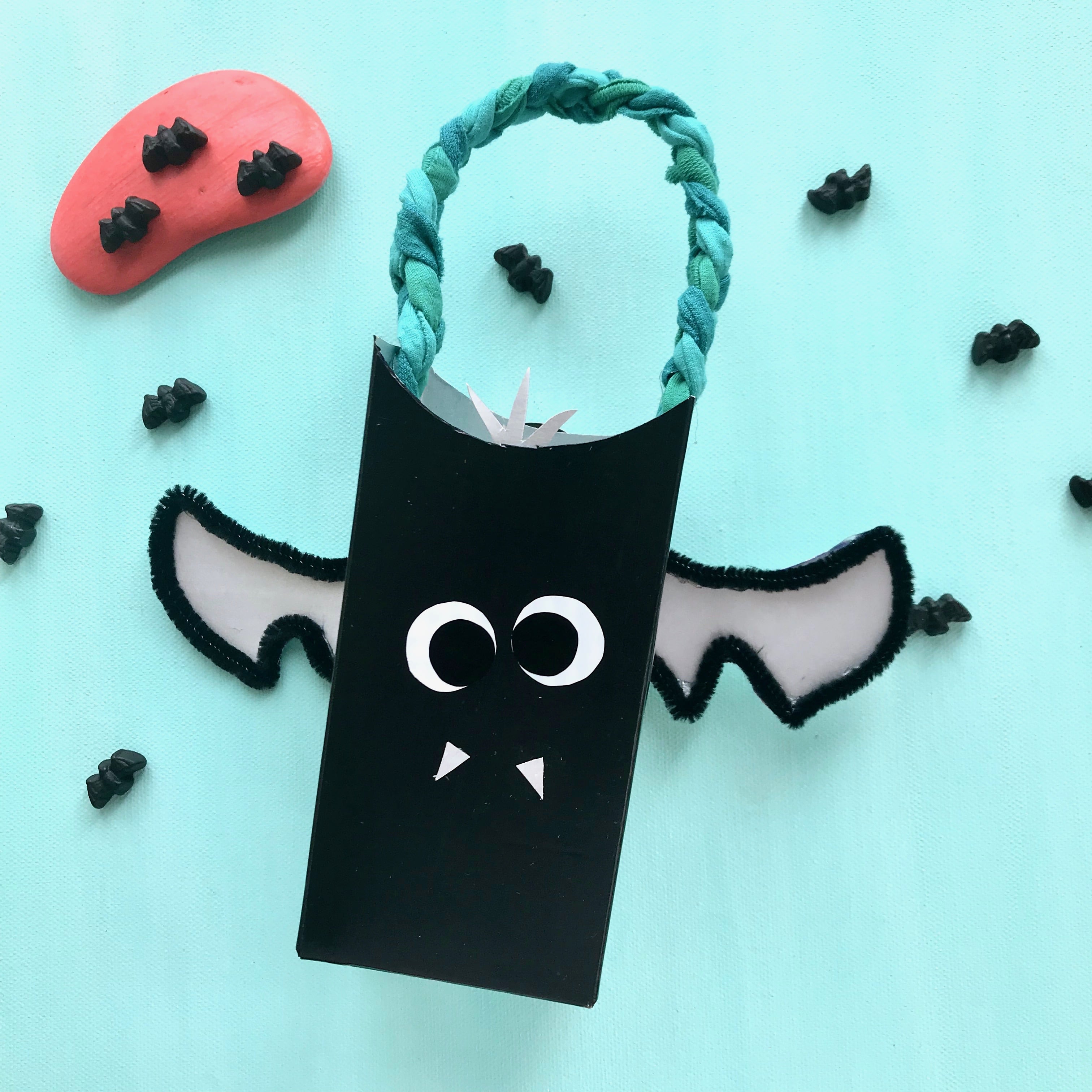 halloween-sammelbeutel-fledermaus-mit-kindern-basteln-upcycling