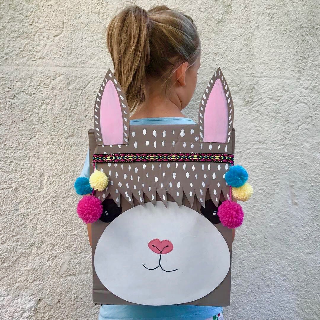 kinderspielzeug-selbermachen-basteln-kinder-upcycling-rucksack-lama-alpaka-diy