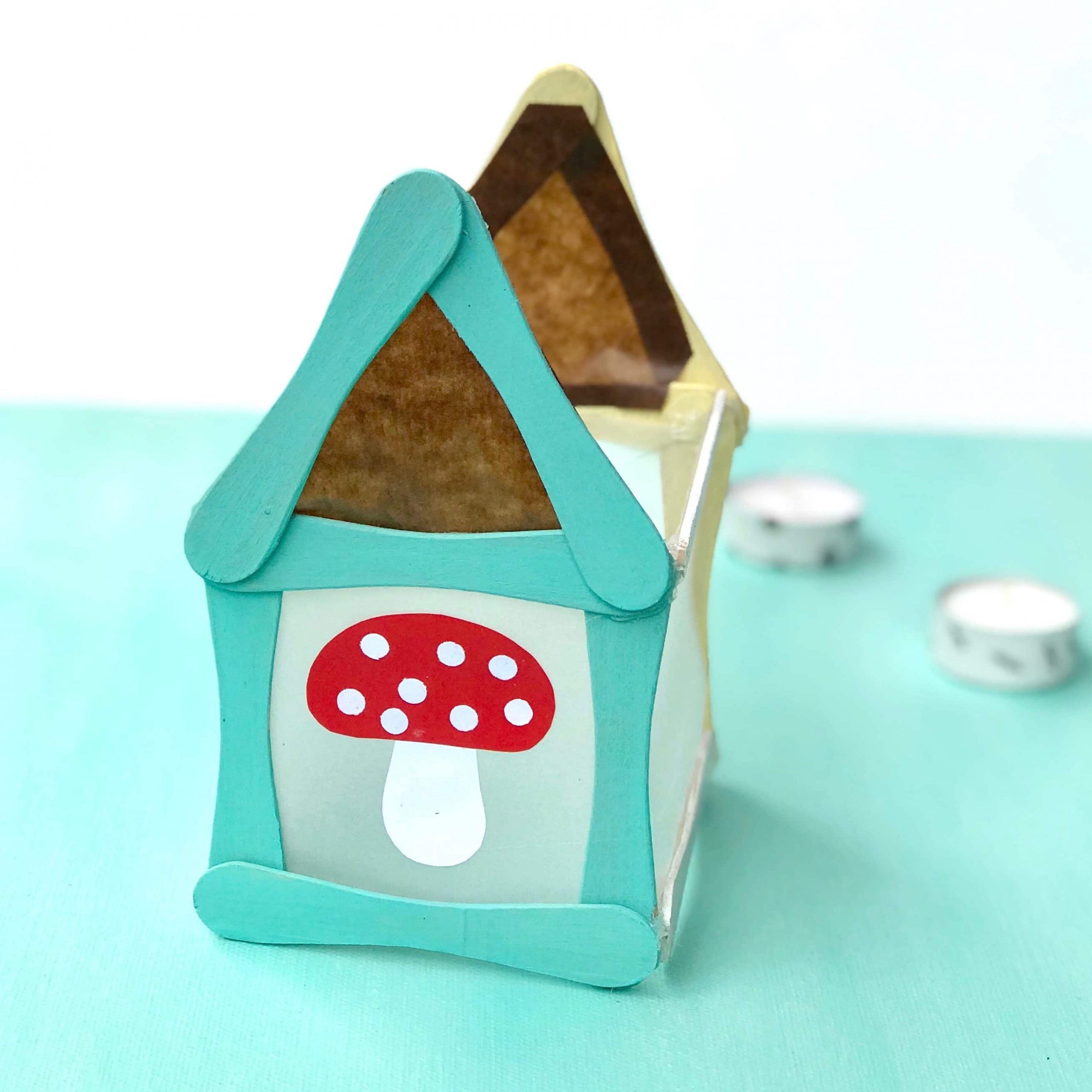 Teelicht aus Eisstielen selber machen, Upcycling