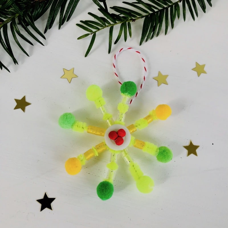 Weihnachtsbasteln mit Kindern zum Advent: 3 einfache Ideen 8 DIY Weihnachtsschmuck, Stern, Pompom, Basteln