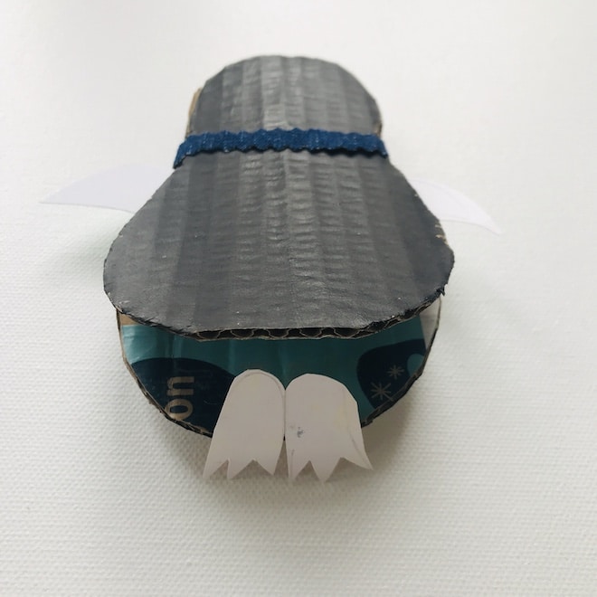 pinguin-pappkarton-basteln-ostern-anleitung