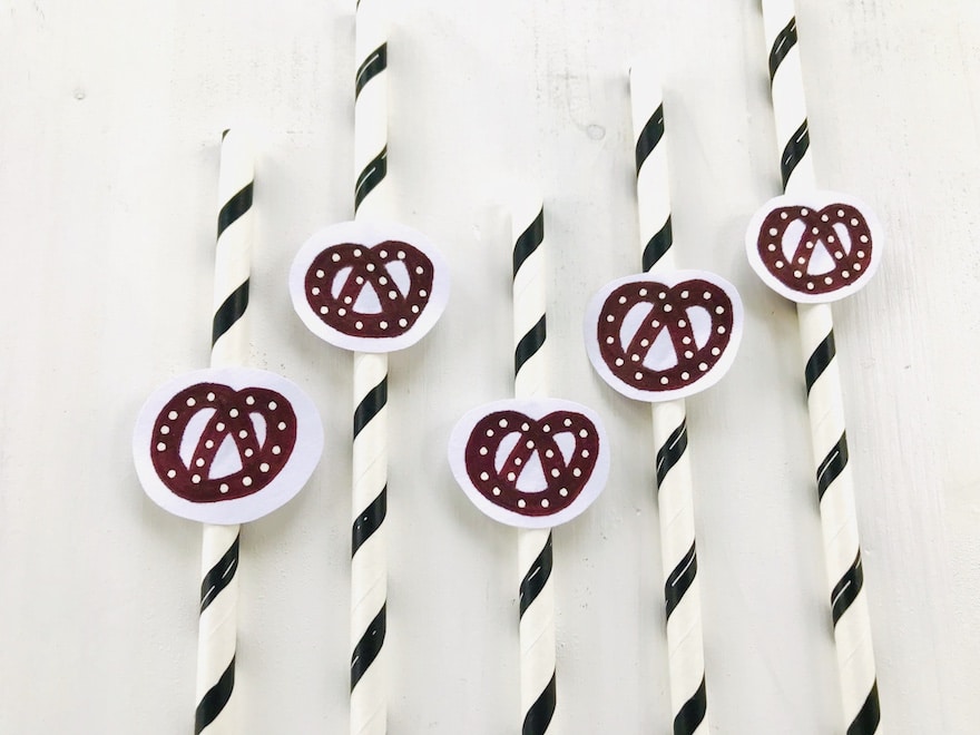 Jahrmarkt Party, Papier-Strohhalme Deko selber machen, Upcycling