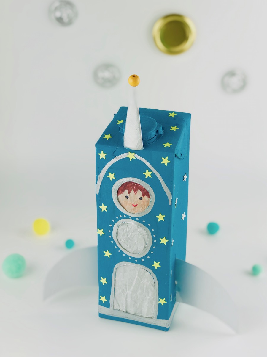 Laterne aus Milchtuete basteln