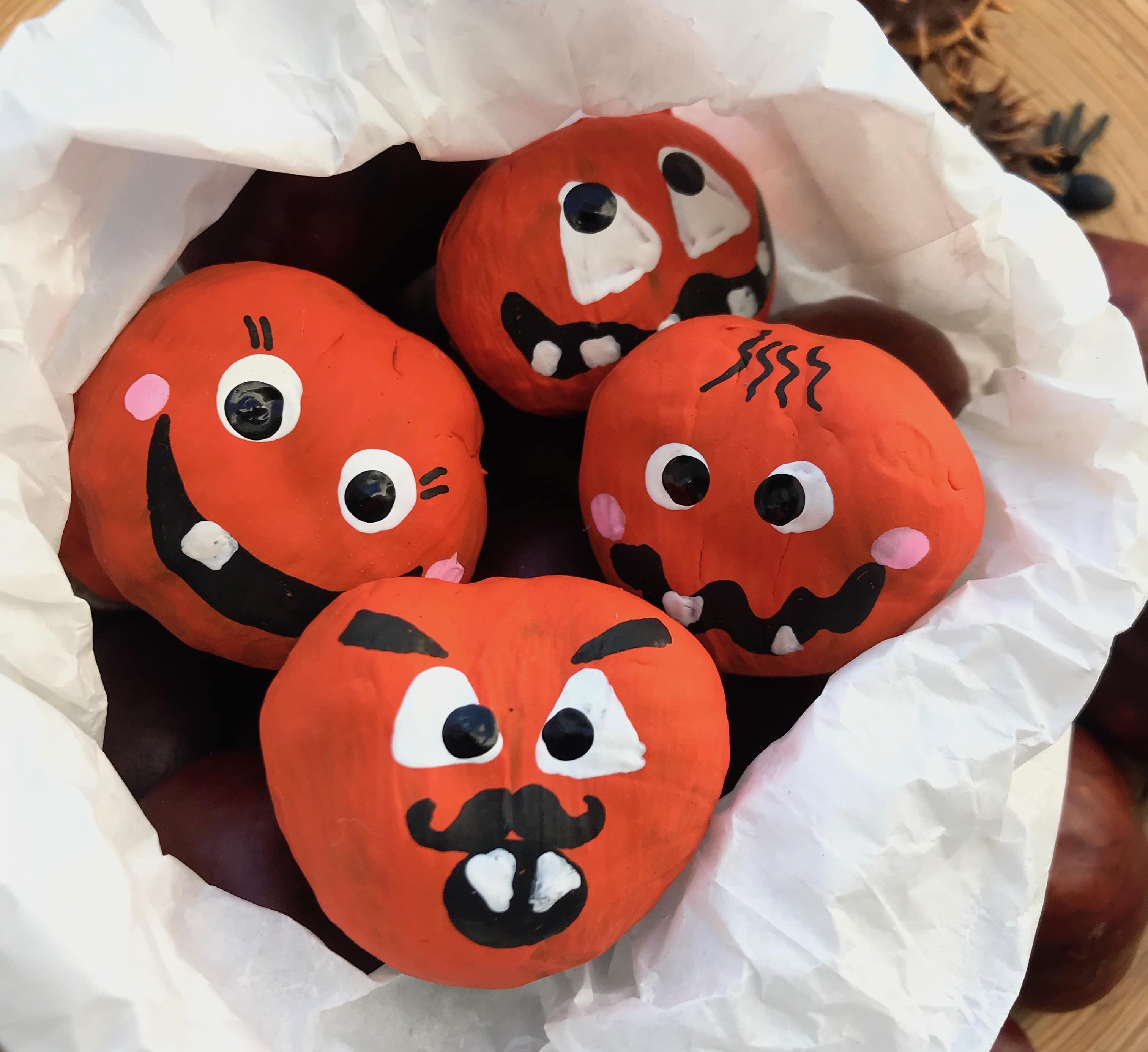 Basteln mit Kastanien, Halloween Spiele fuer Kinder, Hallowen Party Kinder