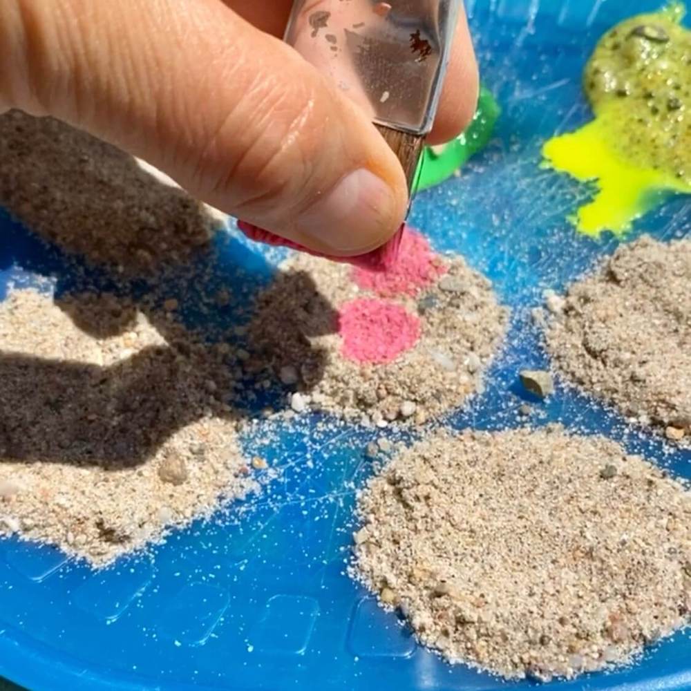 basteln-mit-sand-einfärben-diy-bastelsand-fuer-sandbild-basteln