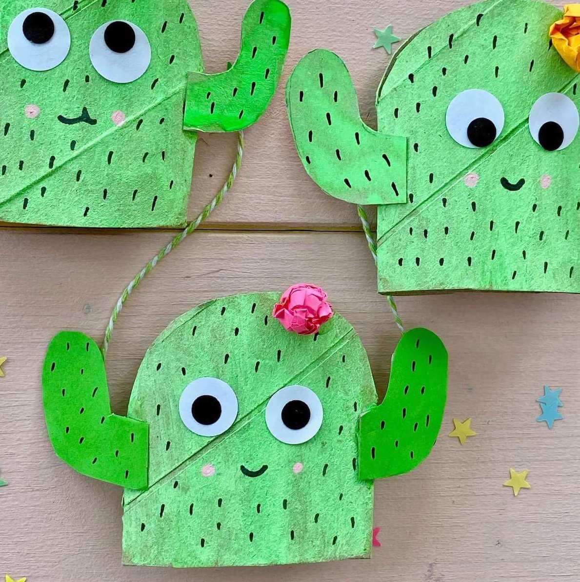 basteln-mit-kinder-sommer-kaktus-fensterdeko-basteln-upcycling-idee