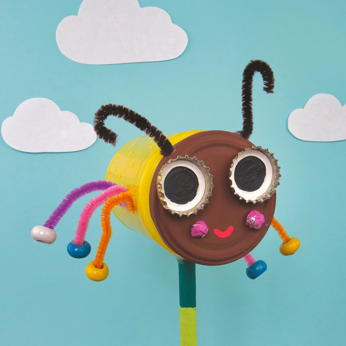 gluehwuermchen-aus-glas-basteln-kita-upcycling-idee-fuer-kinder