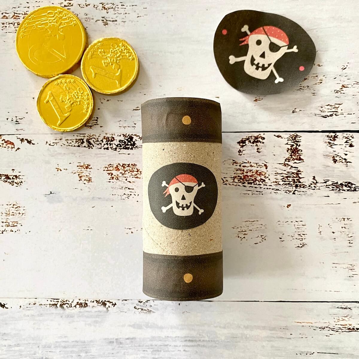 piraten-fernrohr-basteln-vorlage-klorolle-piratenparty