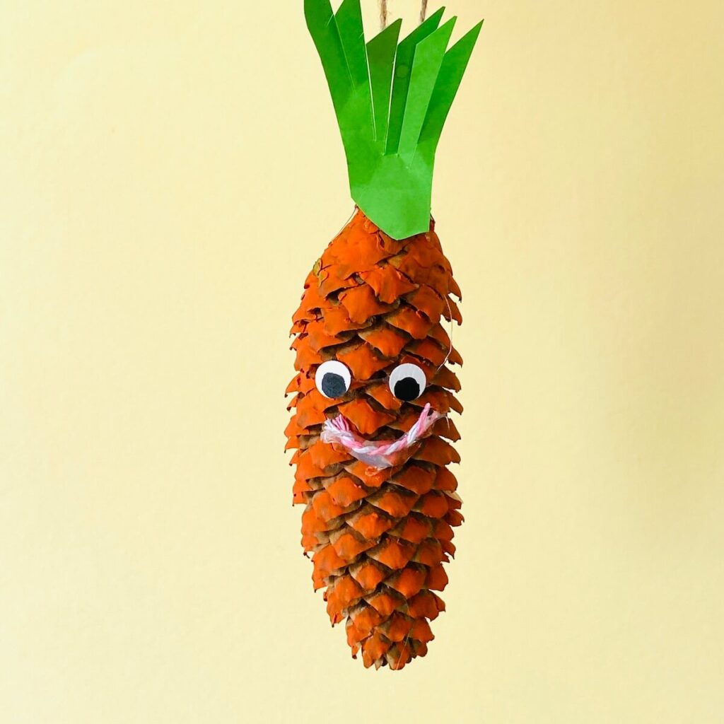 ostern-basteln-im-kindergarten-karotte-aus-naturmaterialien