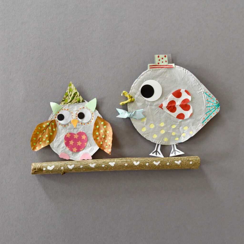 5 Einfache Upcycling Ideen für Kinder 8 joghurtdeckel-upcycling-deko-voegel