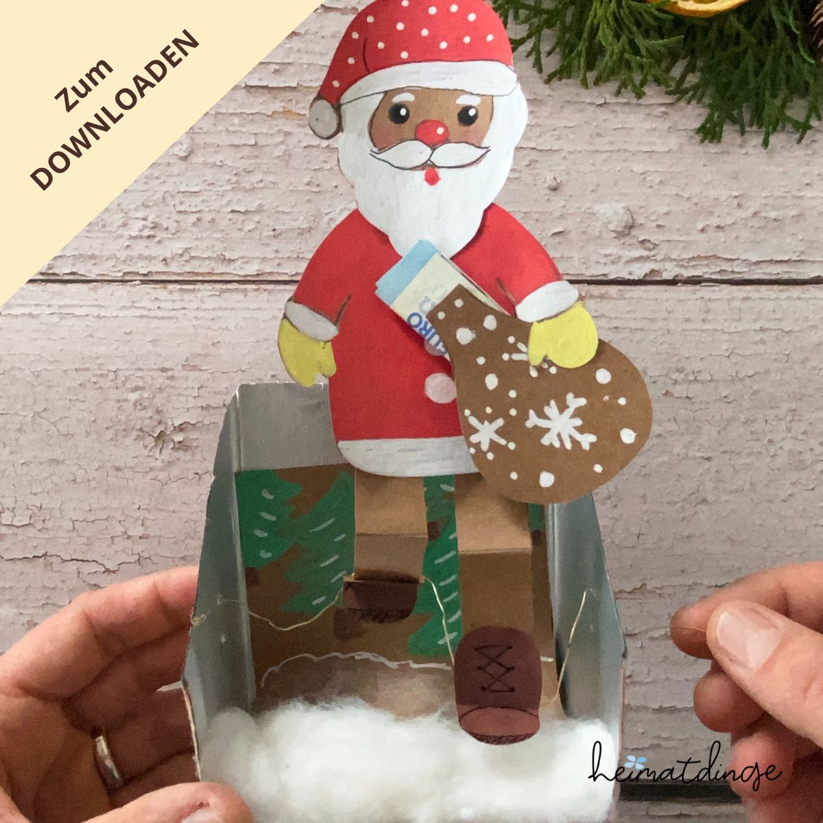 DIY Geldgeschenkverpackung für Weihnachten 1 Bastelvorlage für einen laufenden Weihnachtsmann als Geldgeschenk